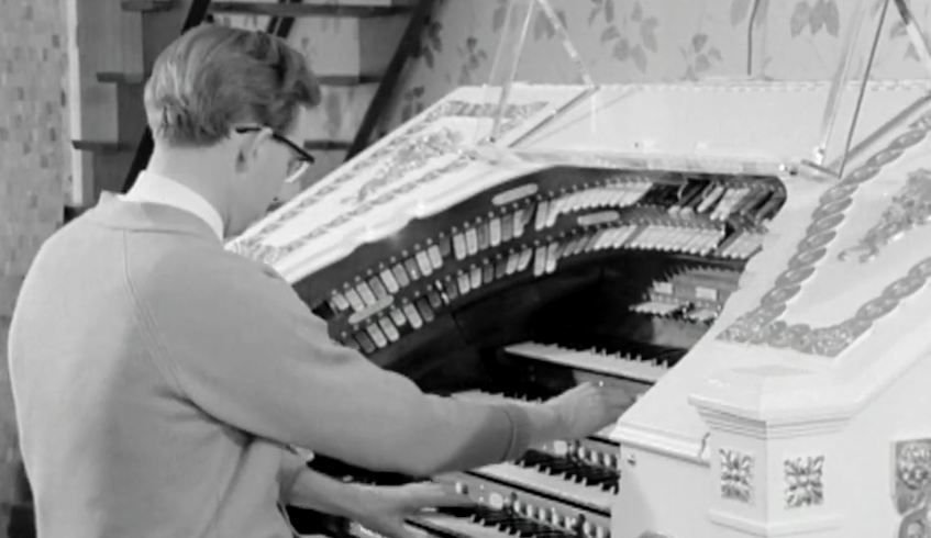 The BBC Theatre Organ: From Blackpool's Empress Ballroom to the BBC Playhouse Manchester The BBC Theatre Organ